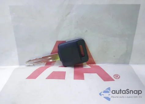 2011 Nissan Versa 1.8S from USA, damaged, VIN 3N1BC1AP3BL404789